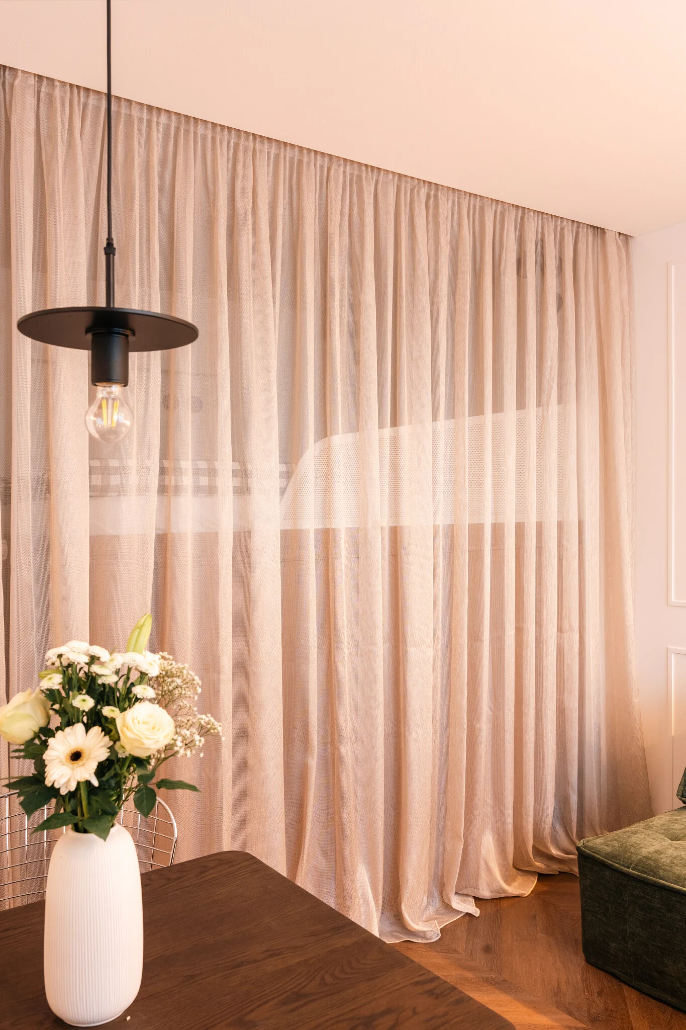 Garsonka Žacléř - úložné prostory pod postelí